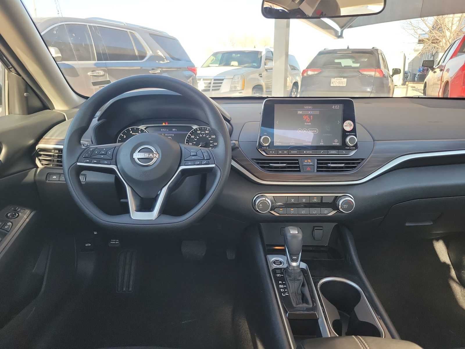 2024 Nissan Altima 2.5 SV