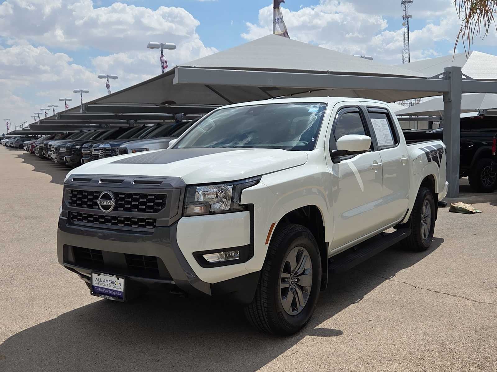 2025 Nissan Frontier SV