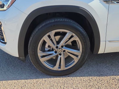 2024 Volkswagen Atlas Cross Sport 2.0T SEL R-Line
