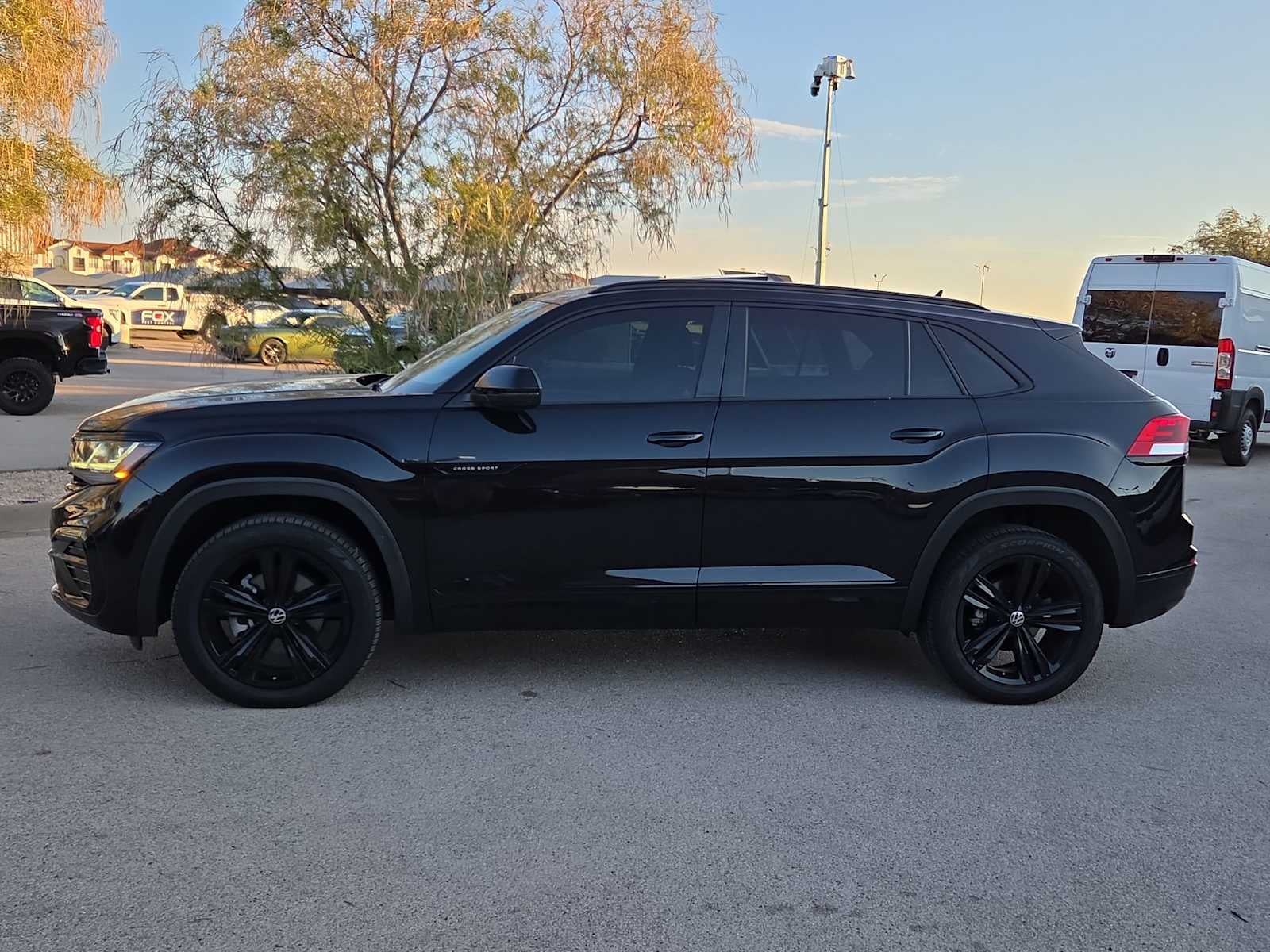 2023 Volkswagen Atlas Cross Sport 3.6L V6 SEL