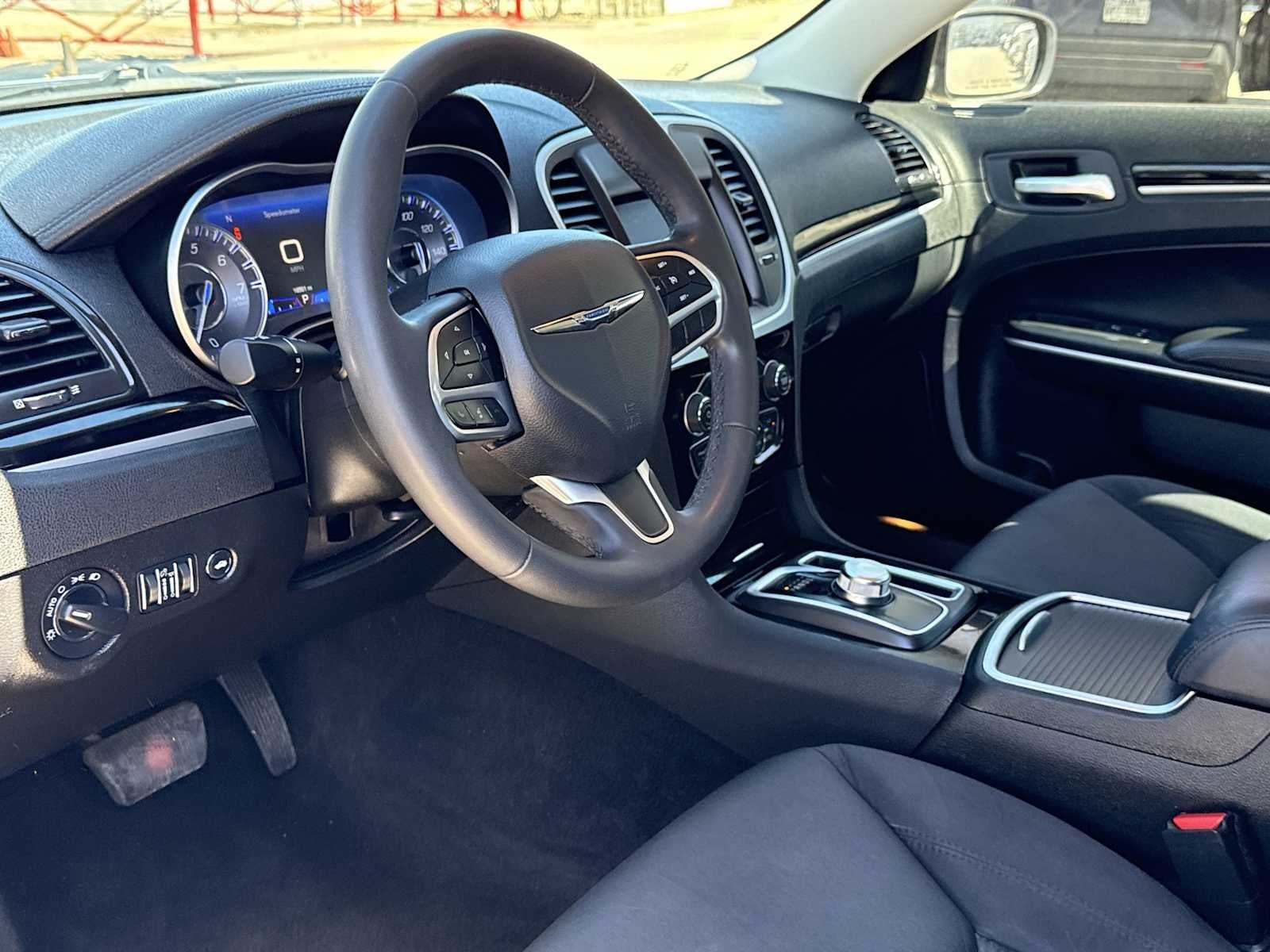 2023 Chrysler 300 Touring