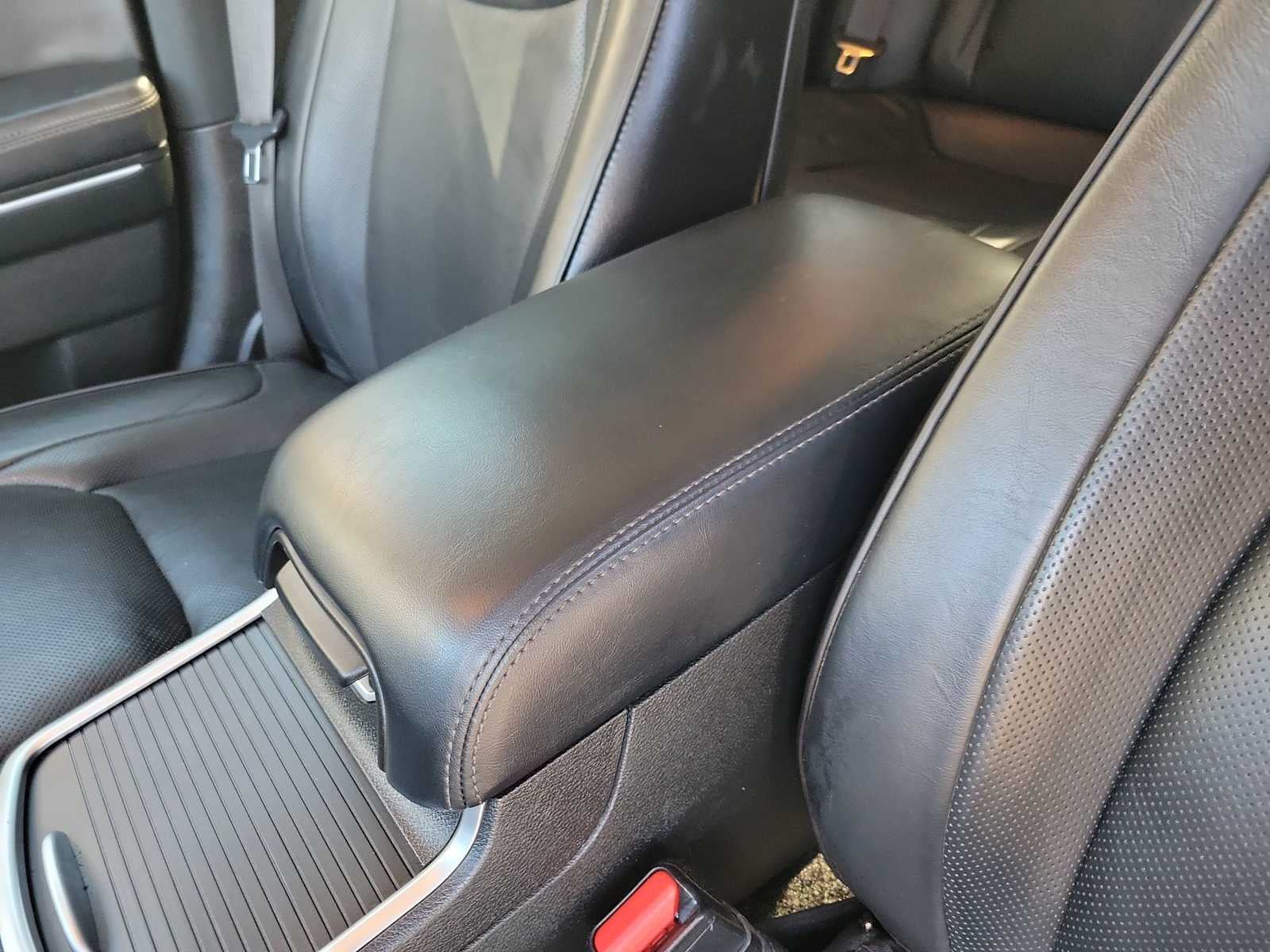 2022 Chrysler 300 Touring L