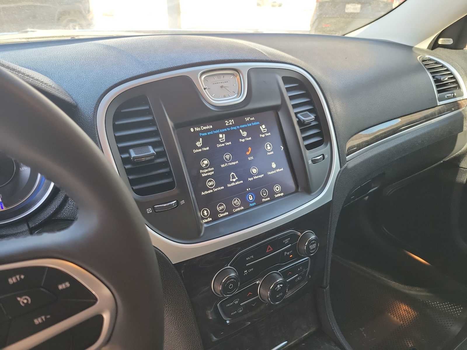 2022 Chrysler 300 Touring L