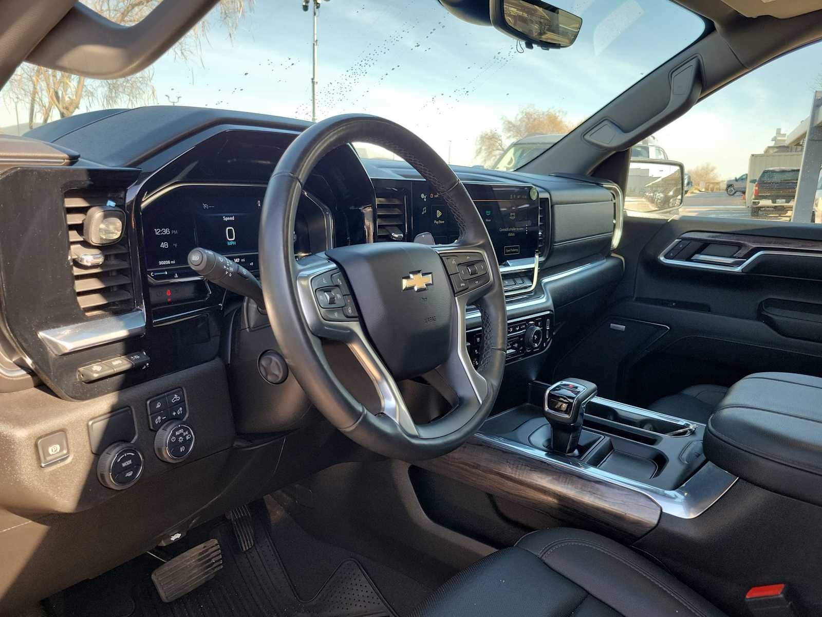 2024 Chevrolet Silverado 1500 LTZ