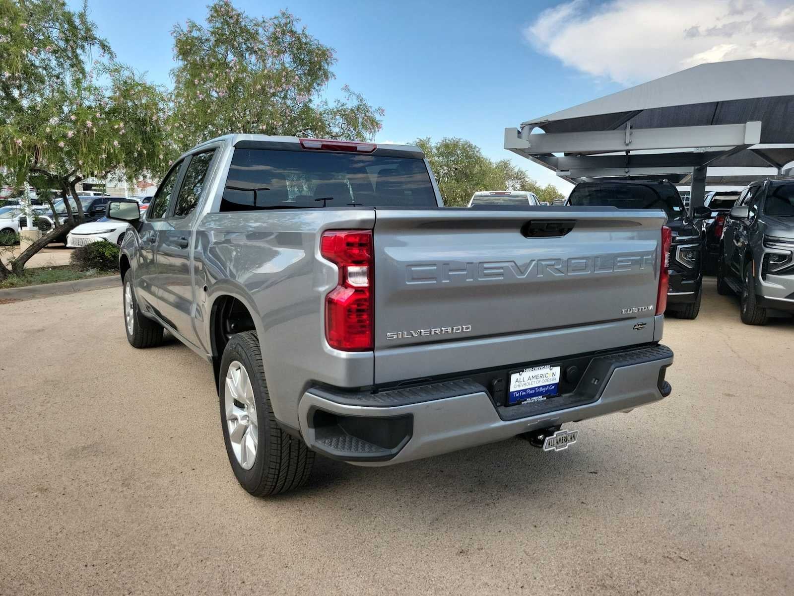 2025 Chevrolet Silverado 1500 Custom