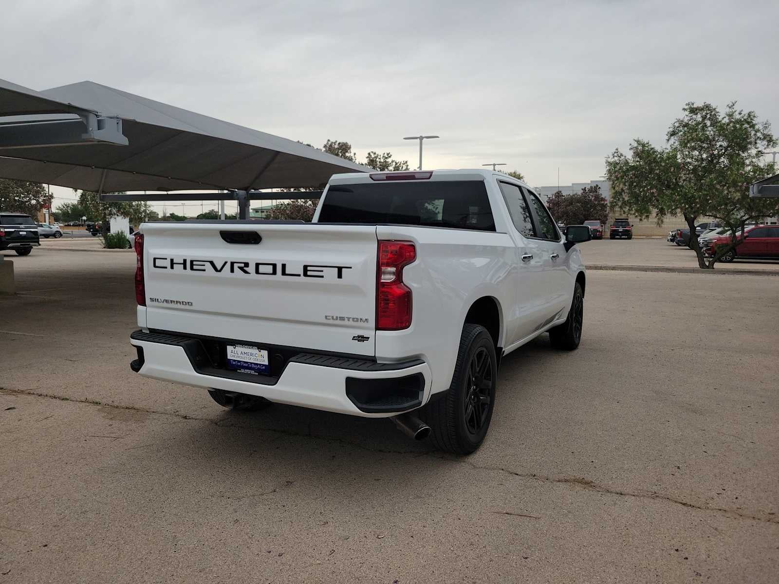 2023 Chevrolet Silverado 1500 Custom