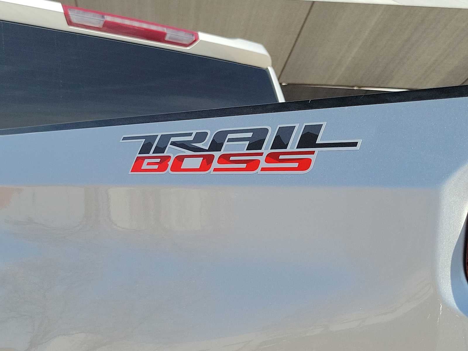 2022 Chevrolet Silverado 1500 Custom Trail Boss