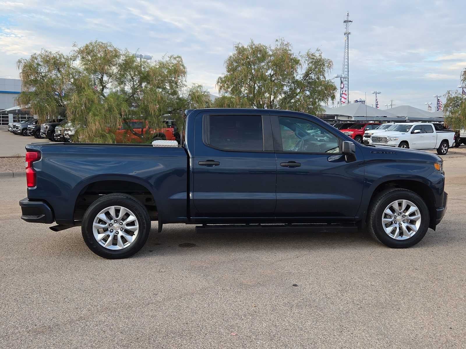 2020 Chevrolet Silverado 1500 Custom
