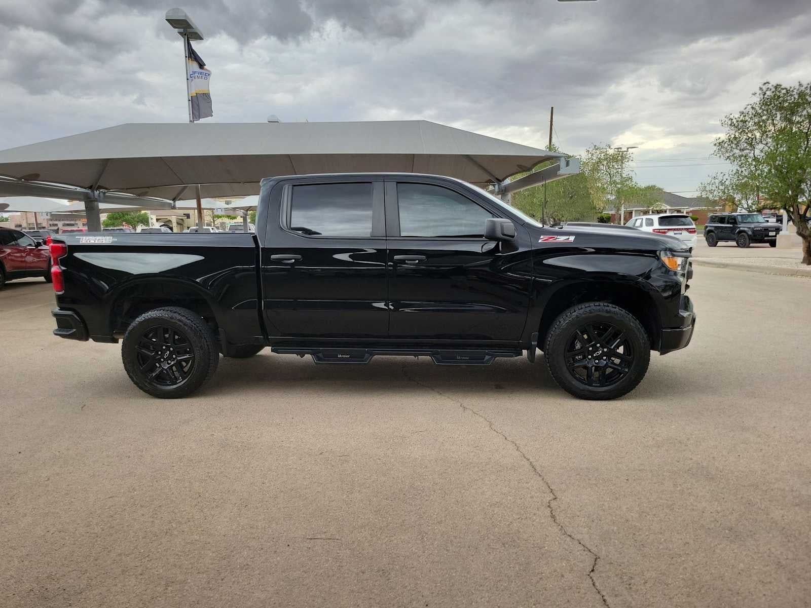 2023 Chevrolet Silverado 1500 Custom Trail Boss