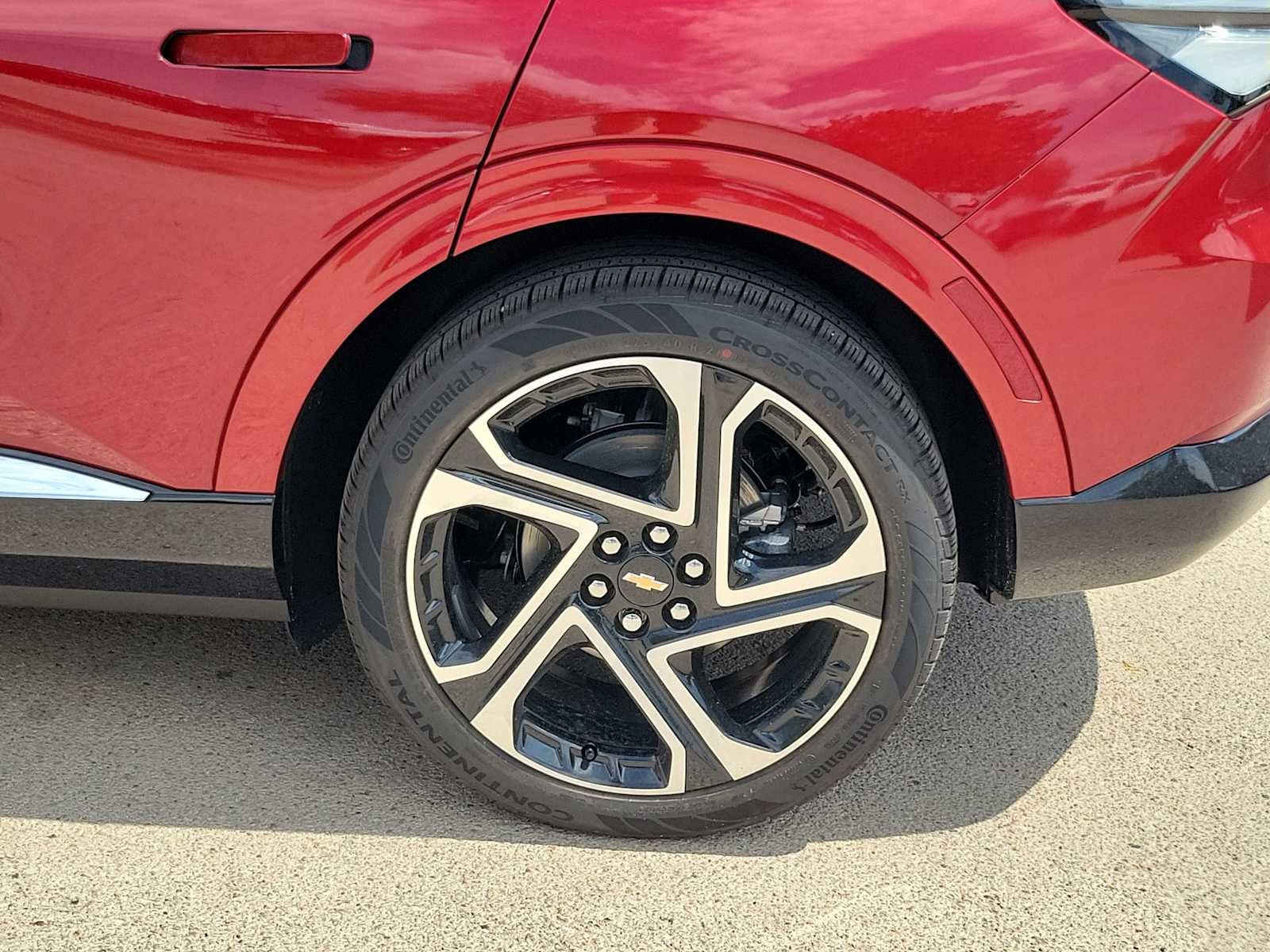 2025 Chevrolet Equinox EV LT