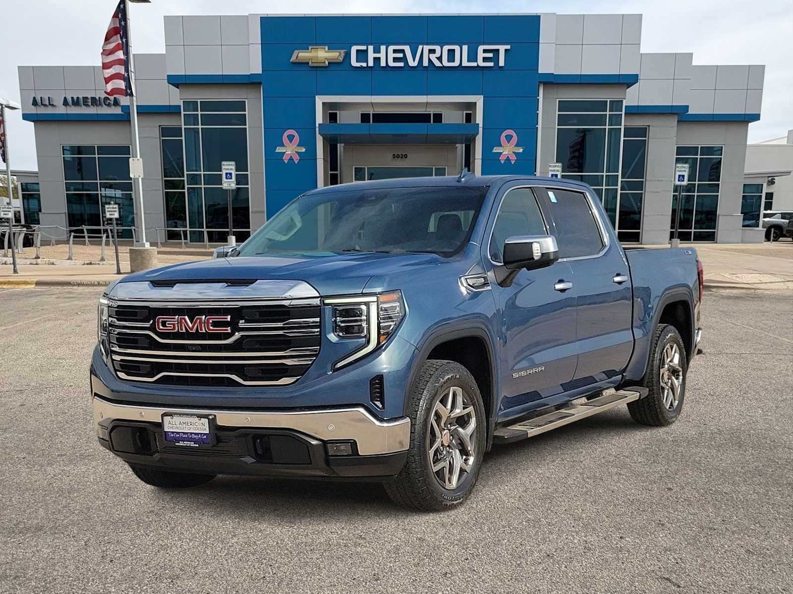 2024 GMC Sierra 1500 SLT