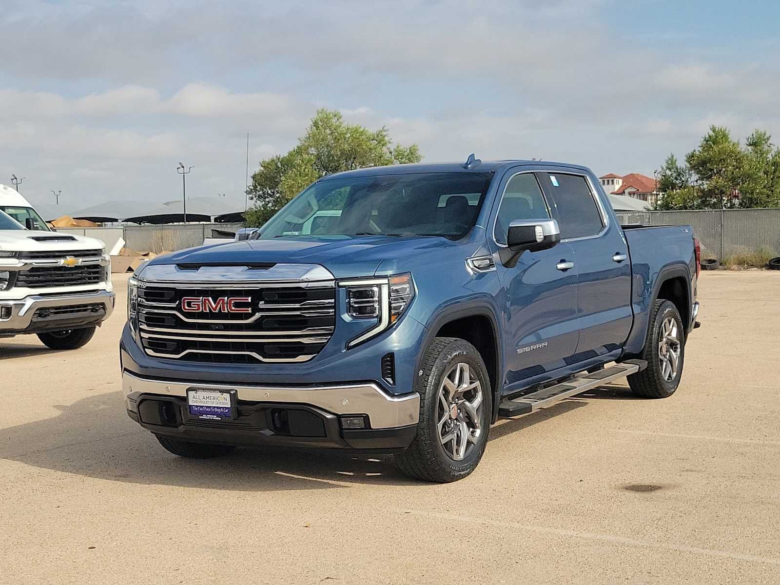 2024 GMC Sierra 1500 SLT