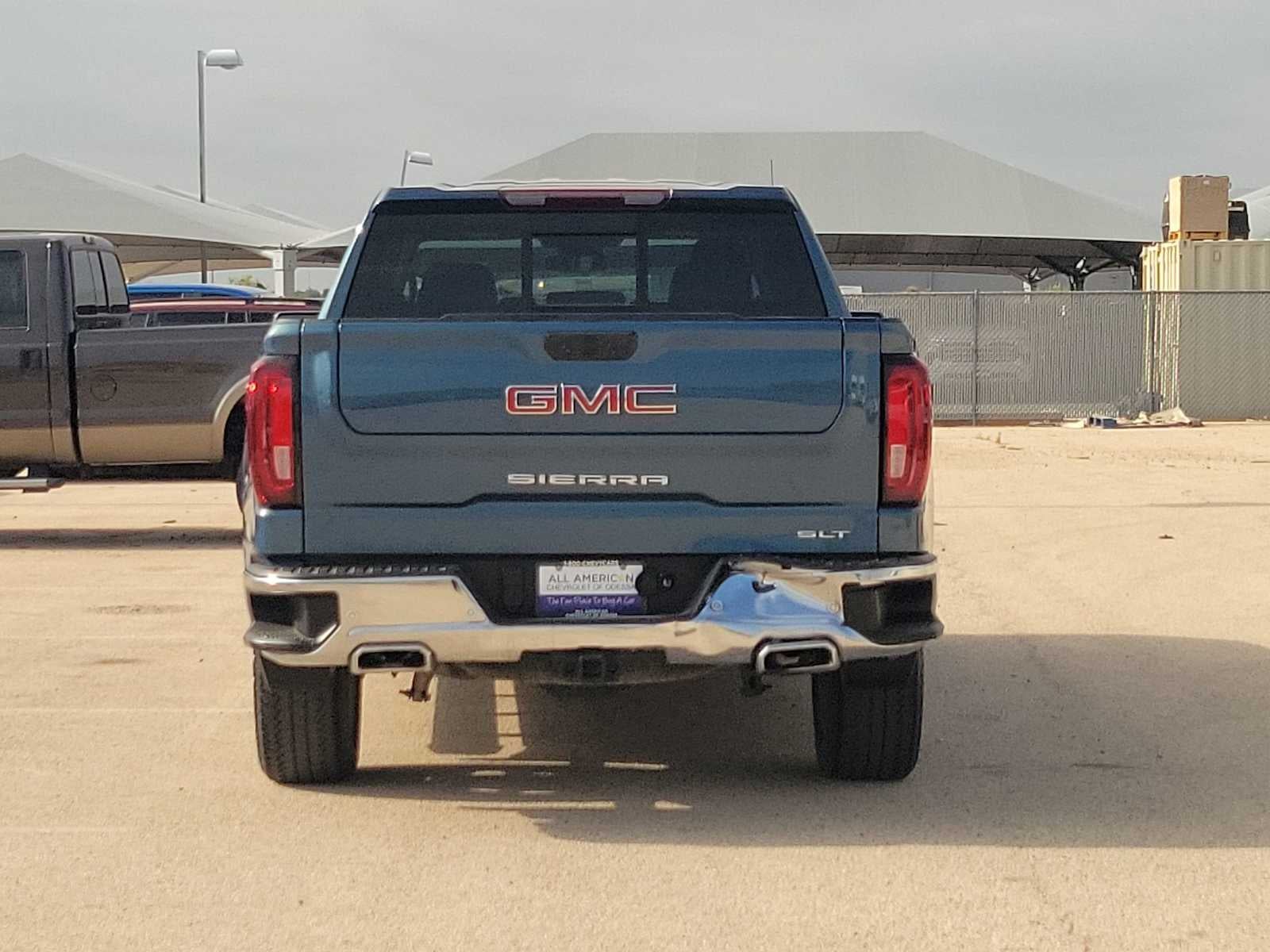 2024 GMC Sierra 1500 SLT