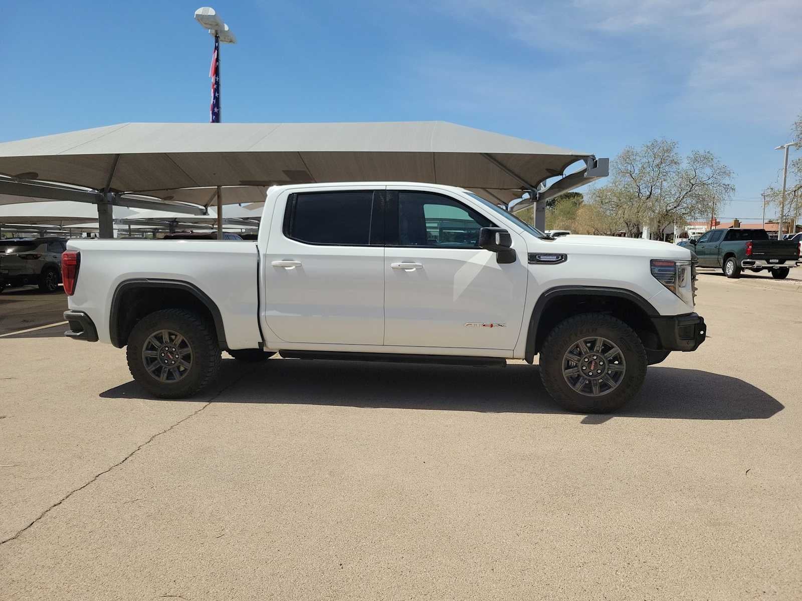 2024 GMC Sierra 1500 AT4X