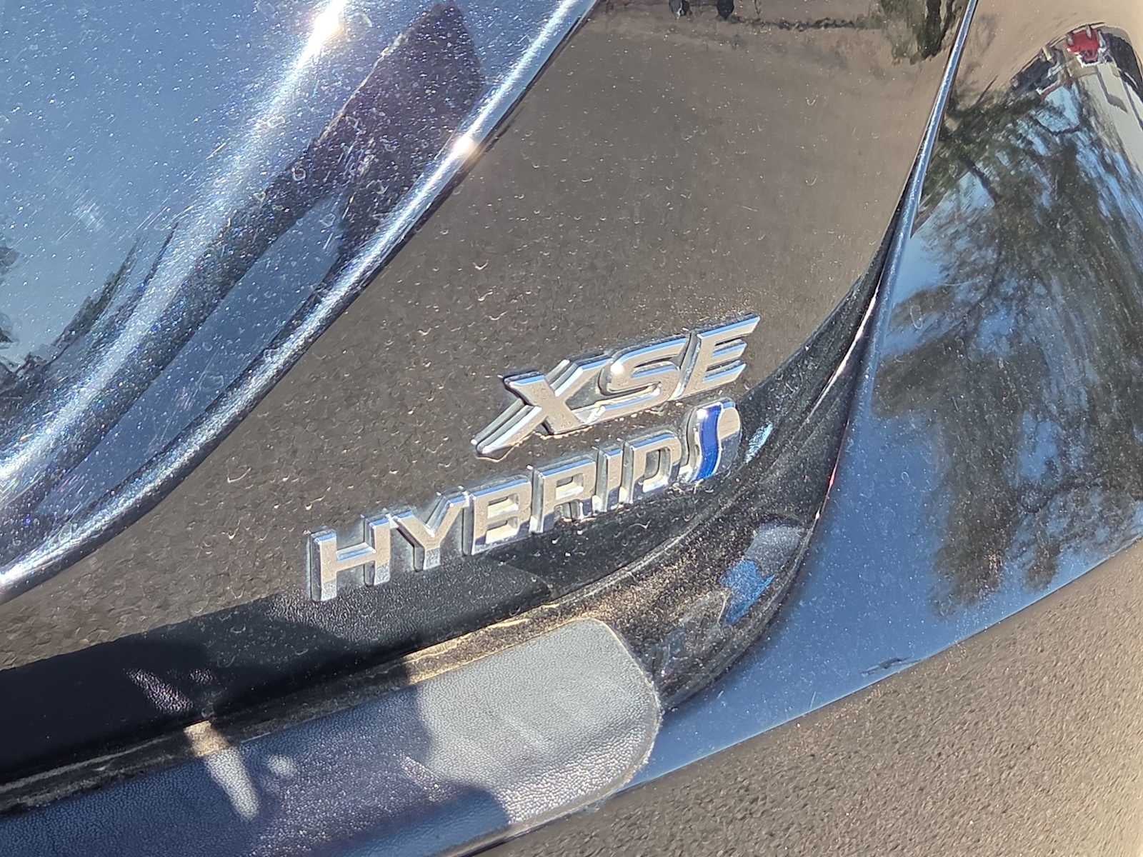 2024 Toyota Camry Hybrid XSE