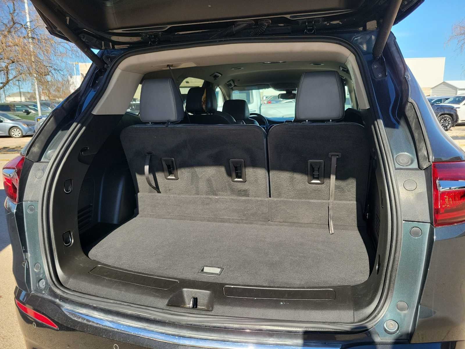 2020 Buick Enclave Essence