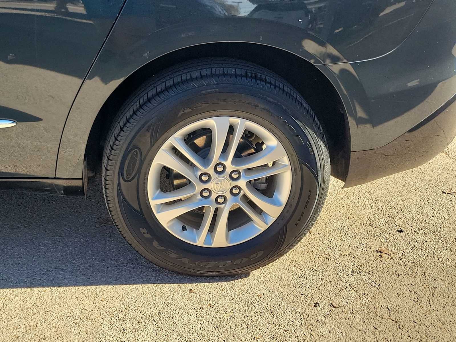 2020 Buick Enclave Essence