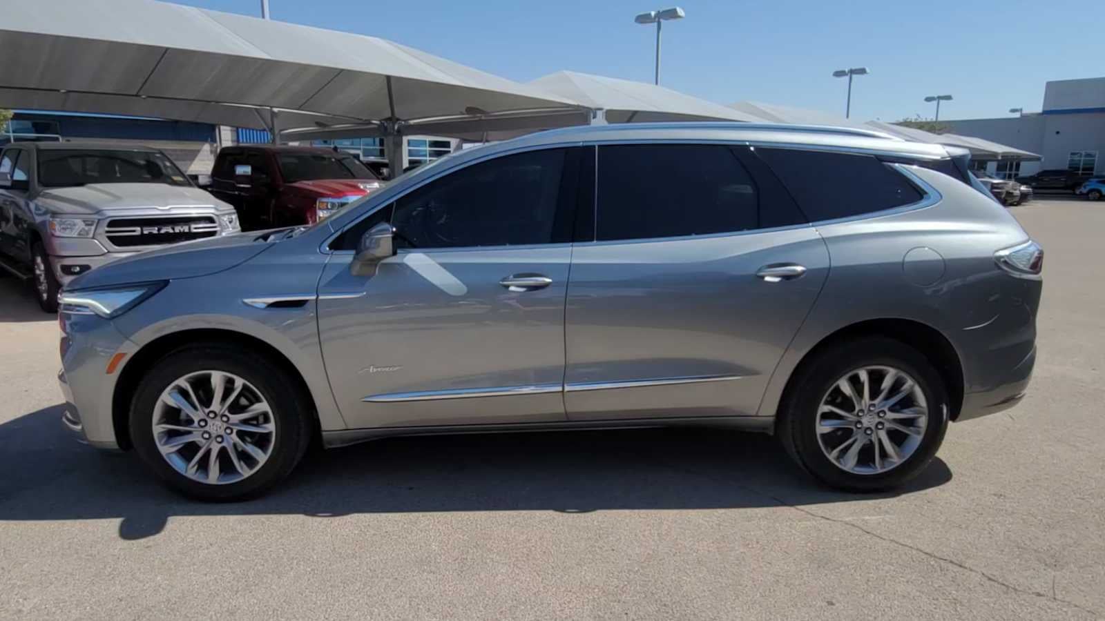 2024 Buick Enclave Avenir