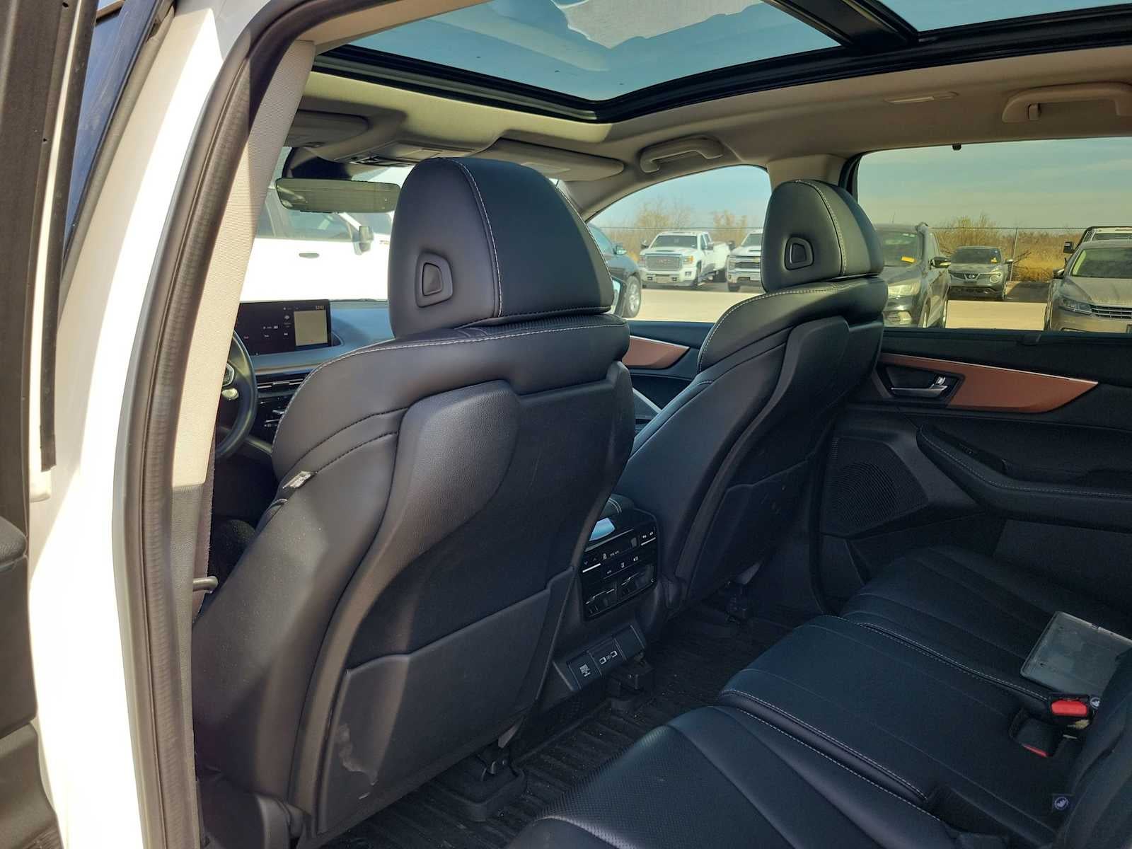 2022 Acura MDX w/Technology Package