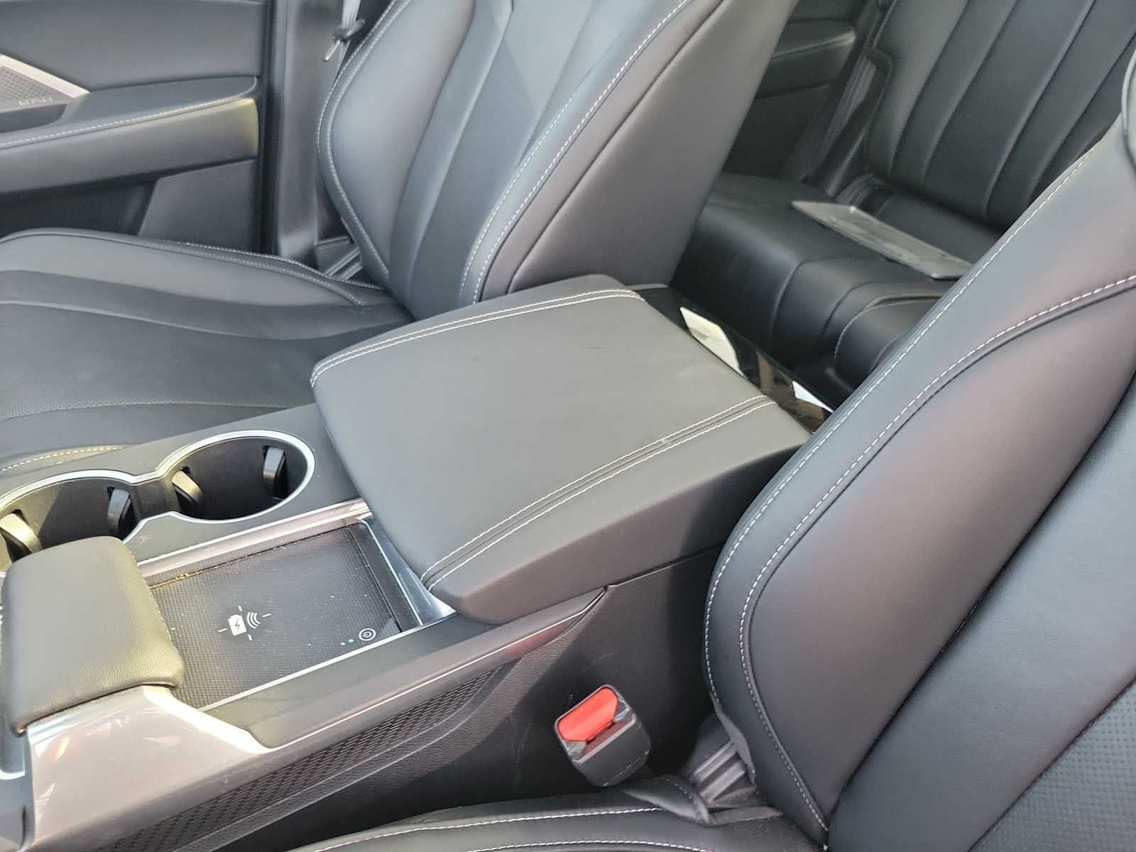 2022 Acura MDX w/Technology Package