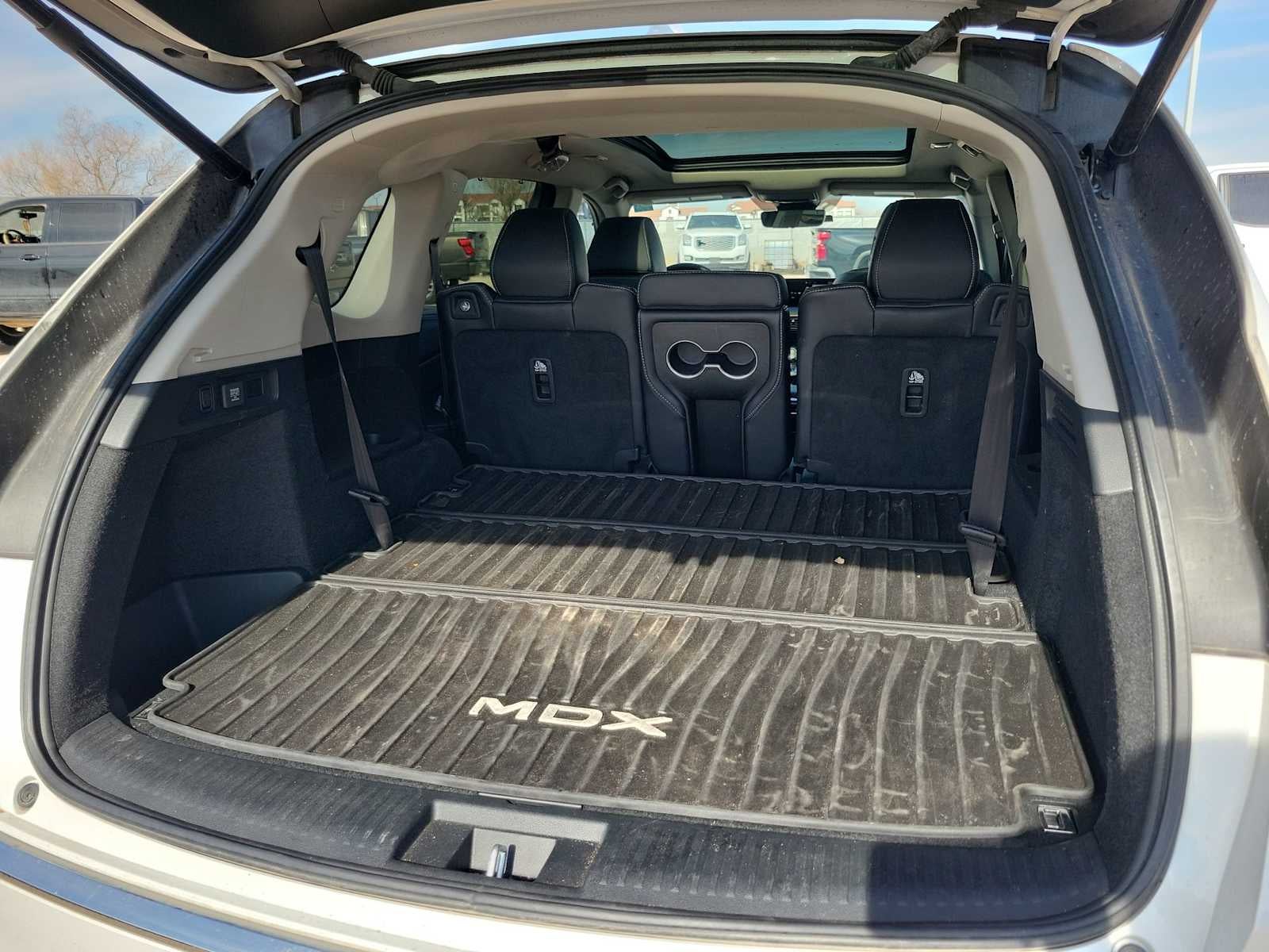 2022 Acura MDX w/Technology Package