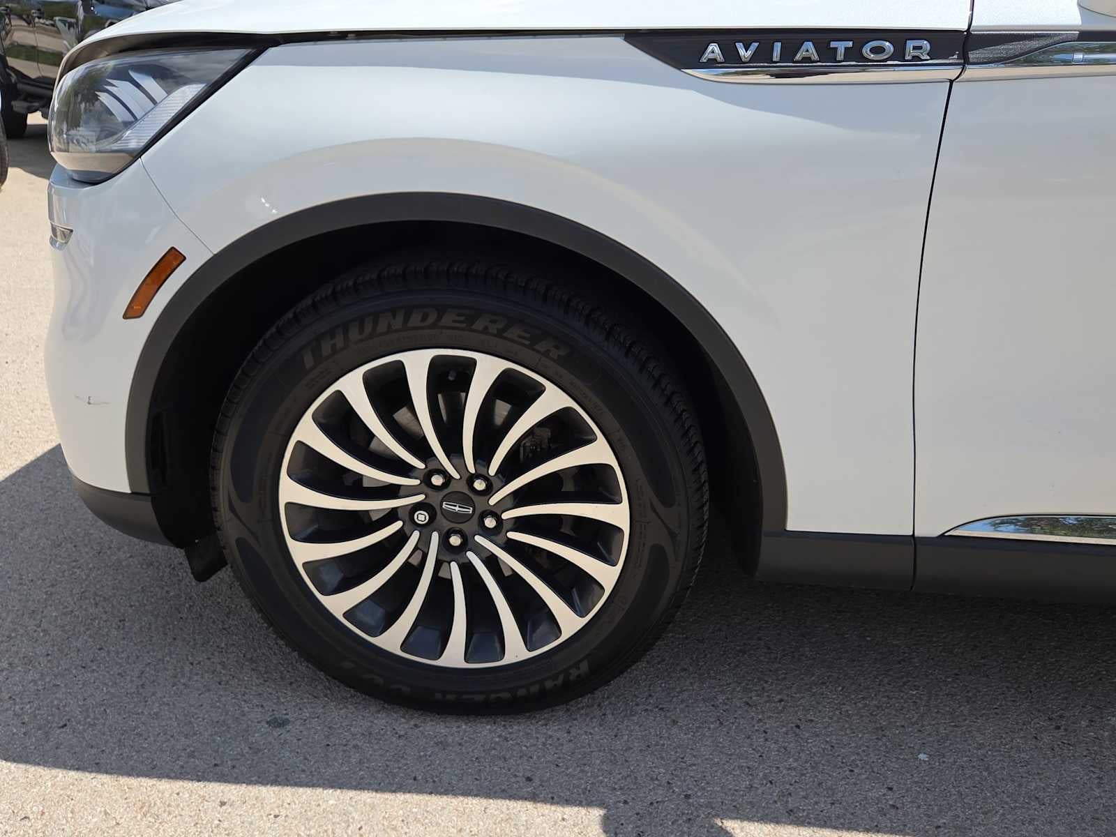 2023 Lincoln Aviator Standard