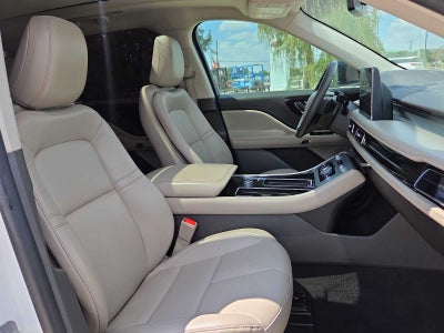 2023 Lincoln Aviator Standard