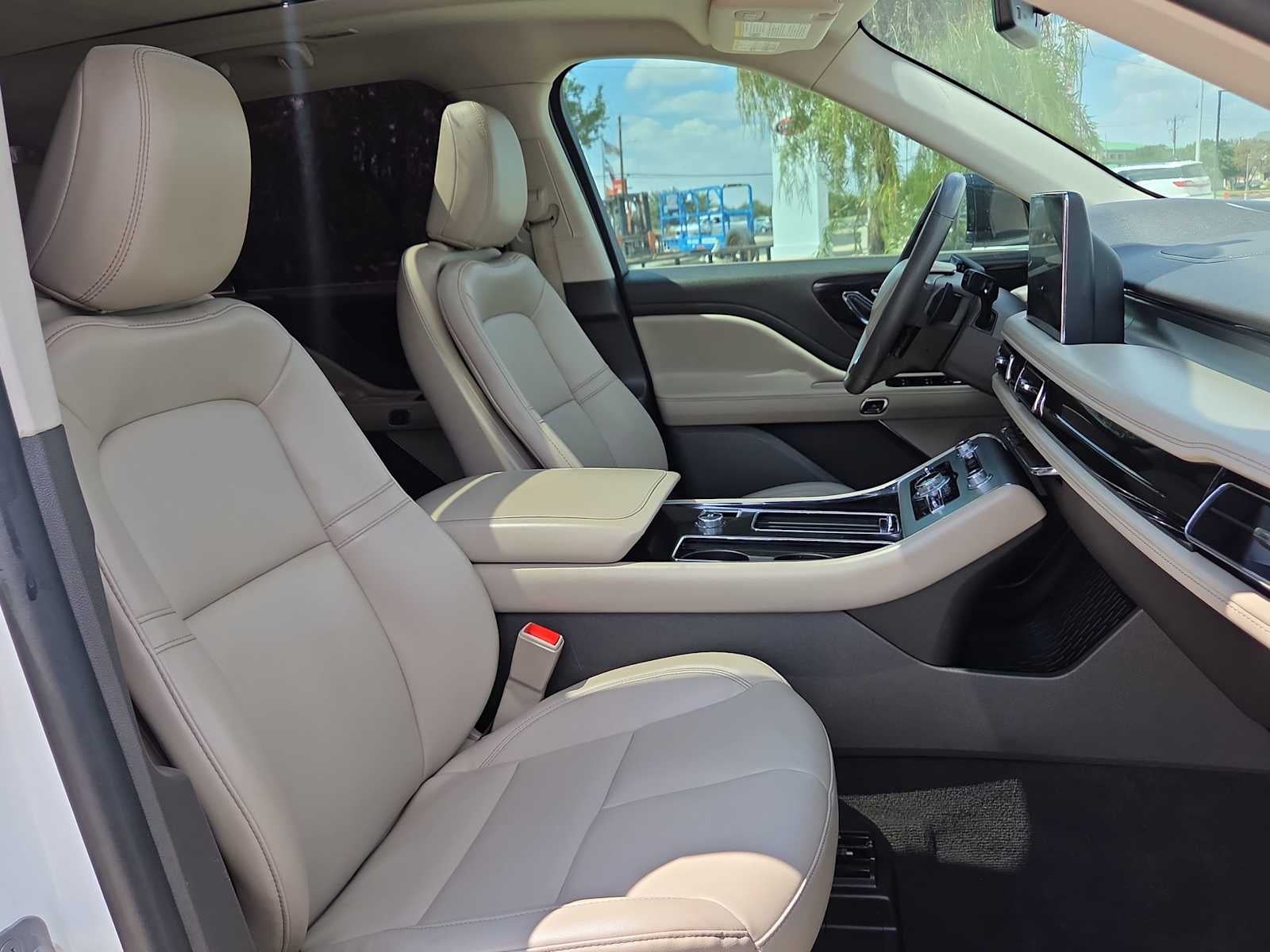2023 Lincoln Aviator Standard