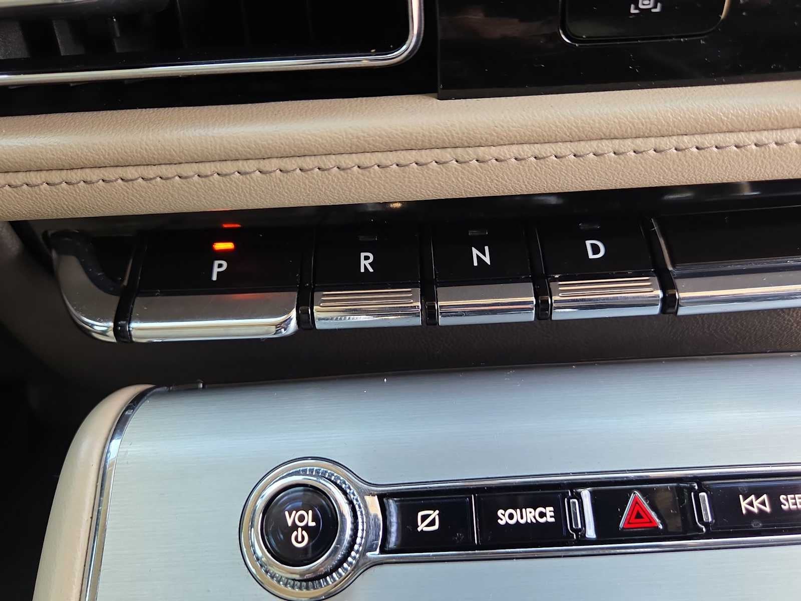 2023 Lincoln Aviator Standard