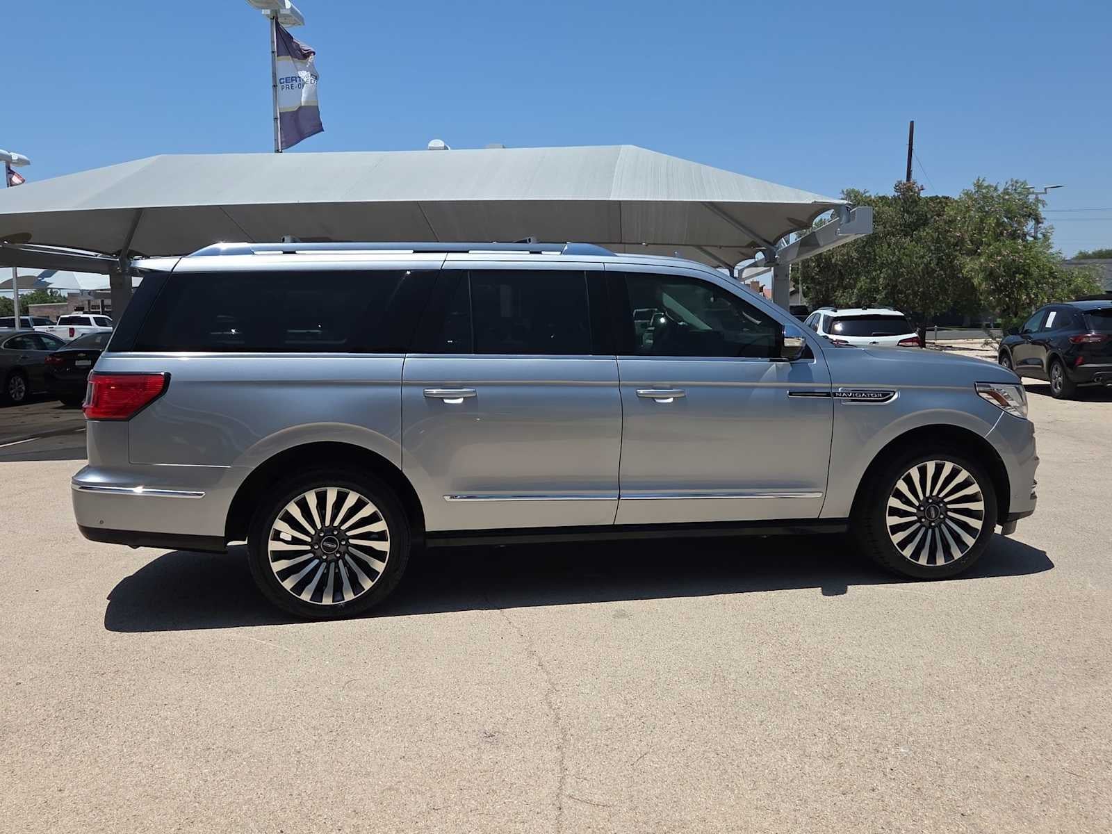 2020 Lincoln Navigator L Black Label