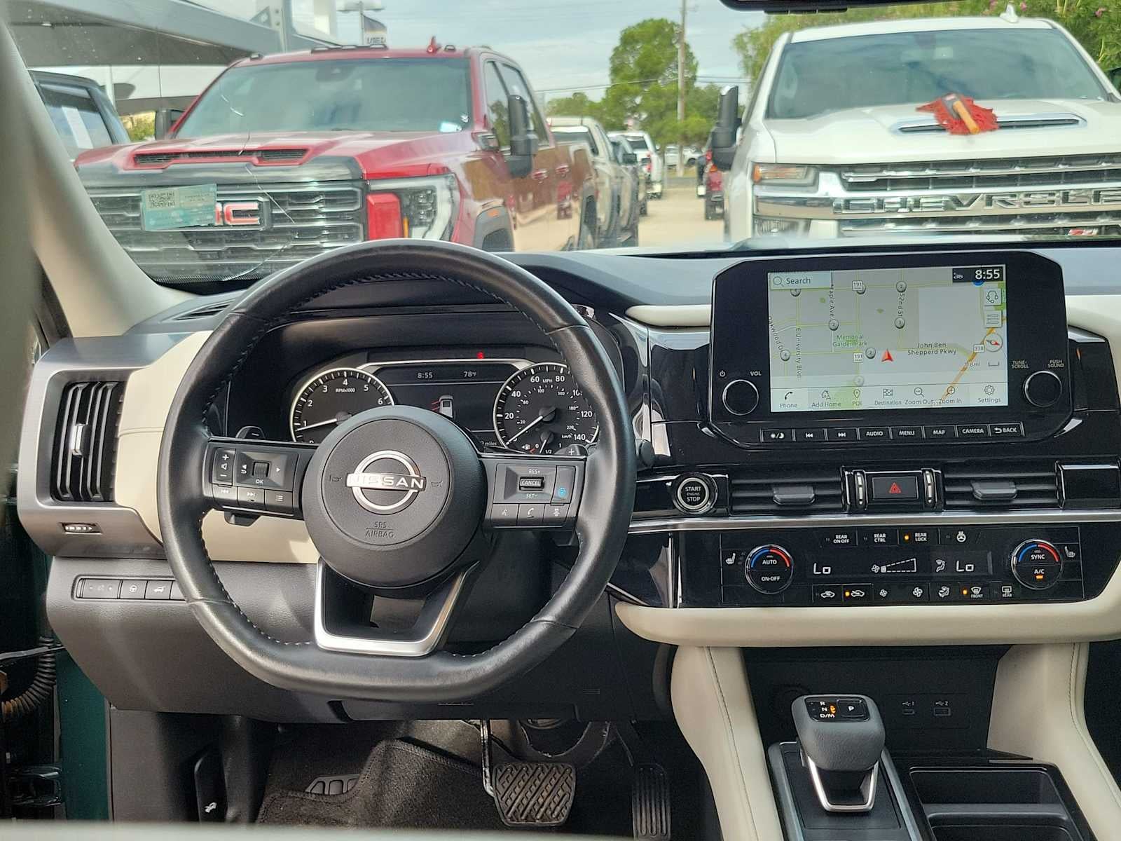 2023 Nissan Pathfinder SL