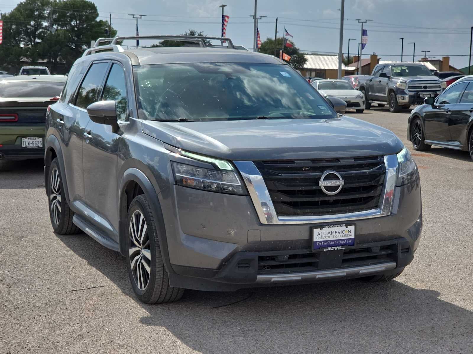 2024 Nissan Pathfinder Platinum