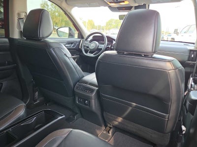 2023 Nissan Pathfinder Platinum