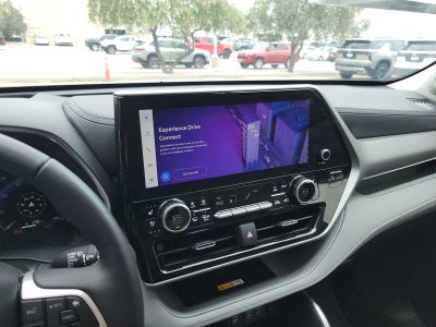 2025 Toyota Highlander Hybrid Platinum