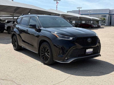 2024 Toyota Highlander LE