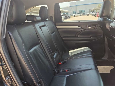 2019 Toyota Highlander SE