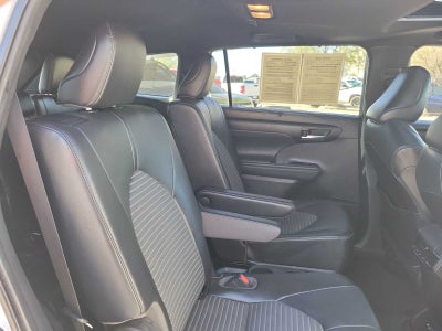 2021 Toyota Highlander XSE