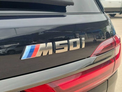 2022 BMW X7 M50i