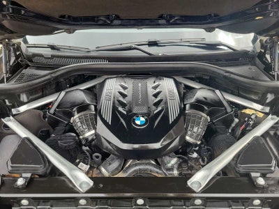 2022 BMW X7 M50i