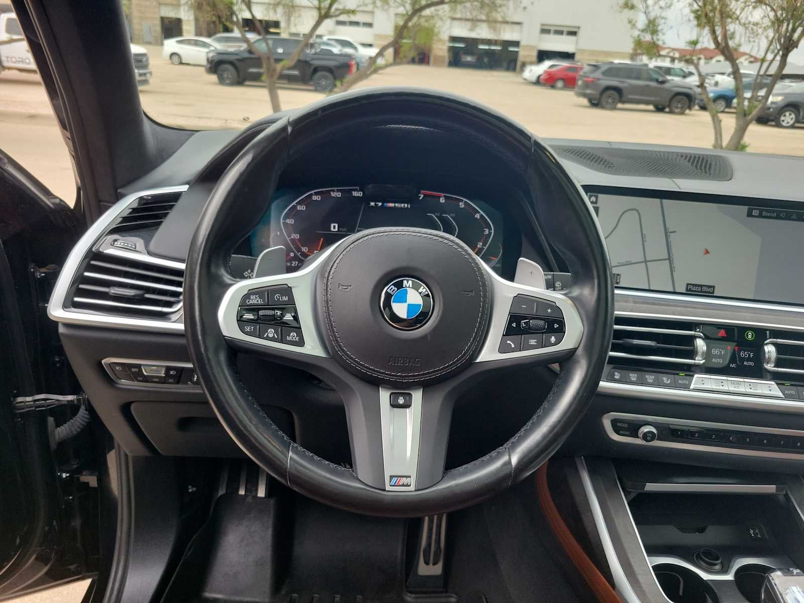 2022 BMW X7 M50i