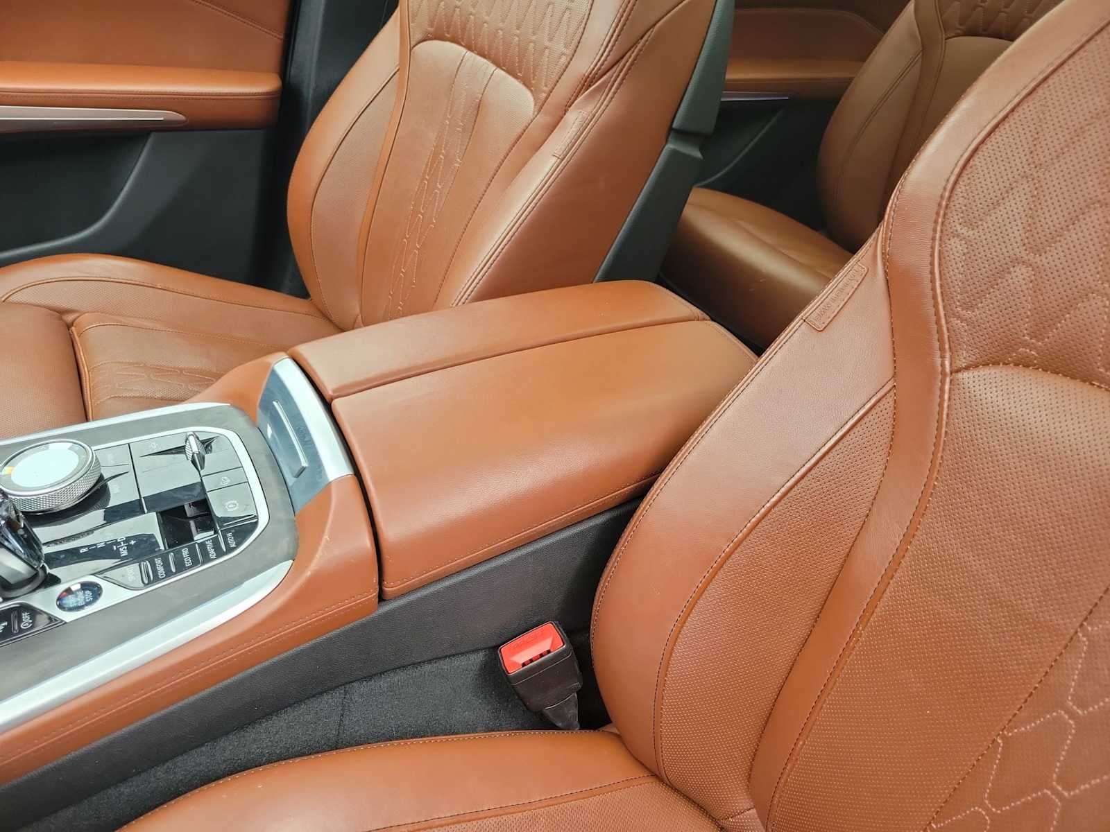2022 BMW X7 M50i