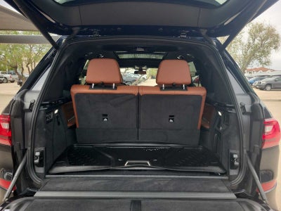 2022 BMW X7 M50i