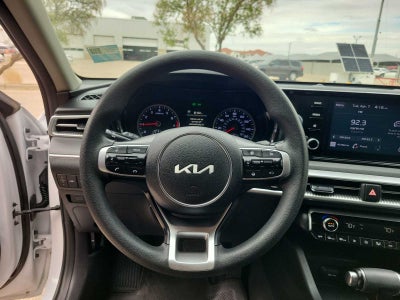 2022 Kia K5 LXS