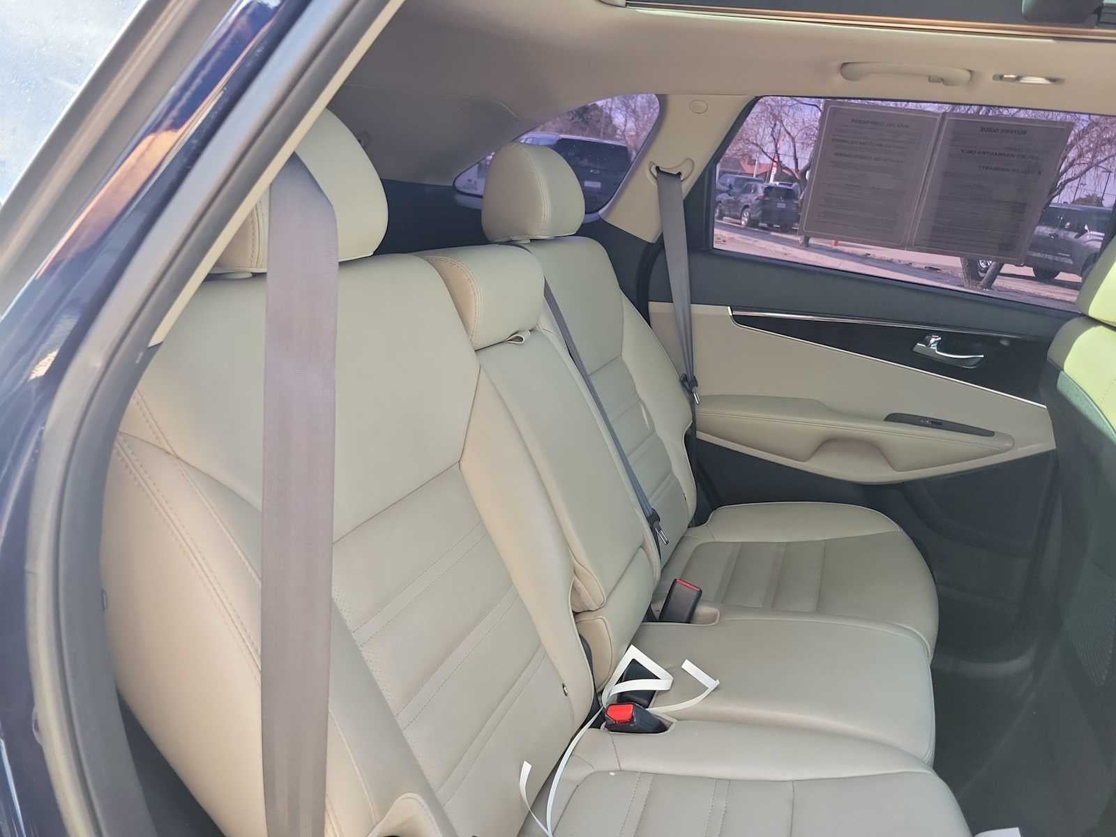 2020 Kia Sorento EX V6