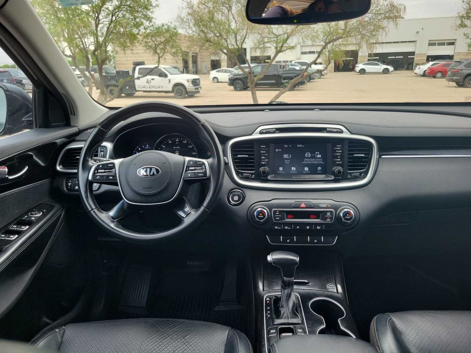 2019 Kia Sorento EX V6