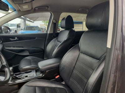 2019 Kia Sorento EX V6