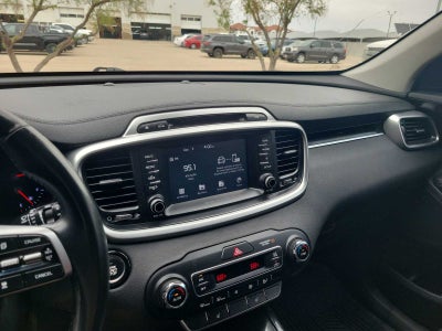 2019 Kia Sorento EX V6