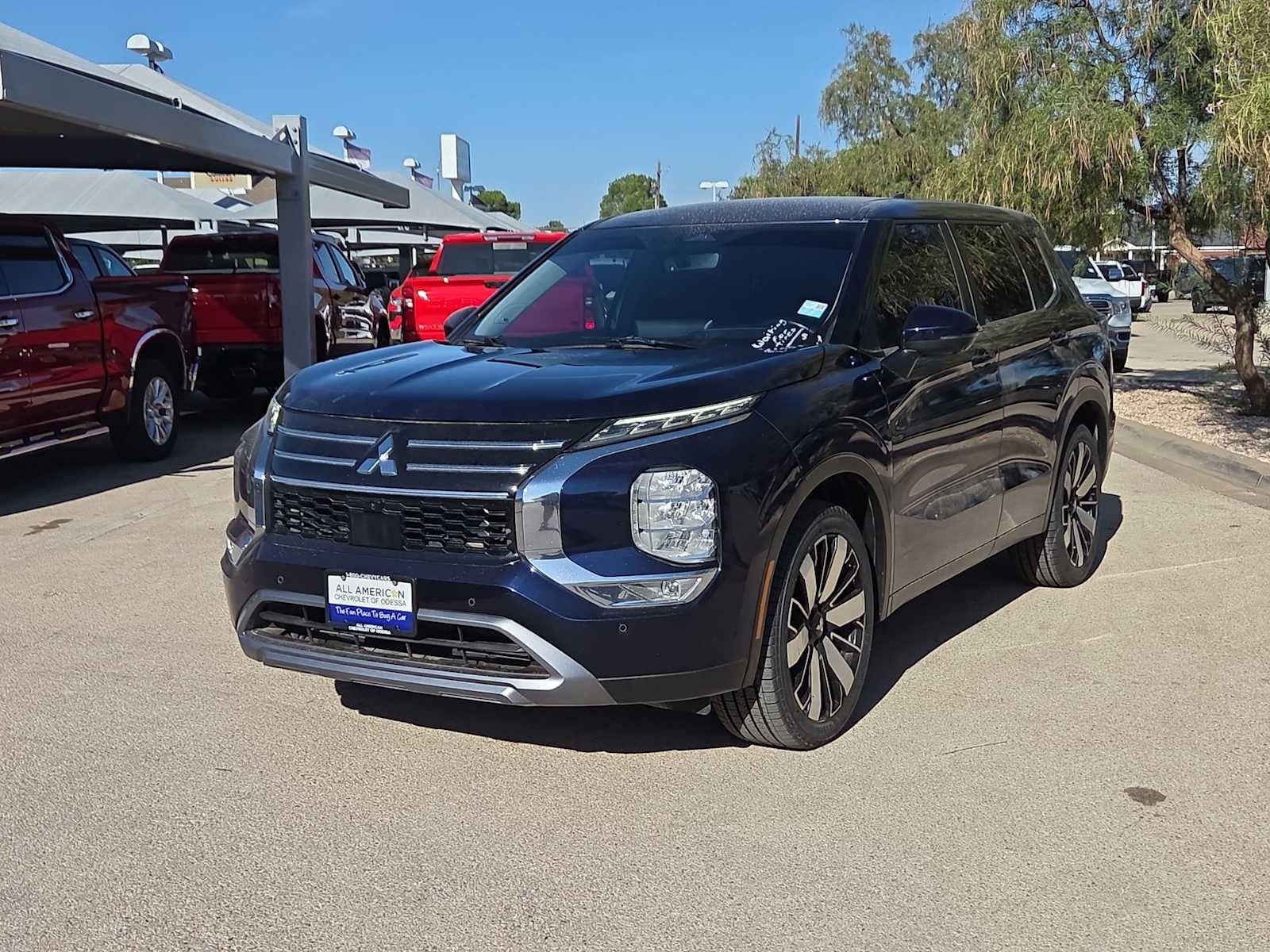 2025 Mitsubishi Outlander SE
