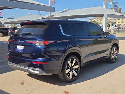 2025 Mitsubishi Outlander SE