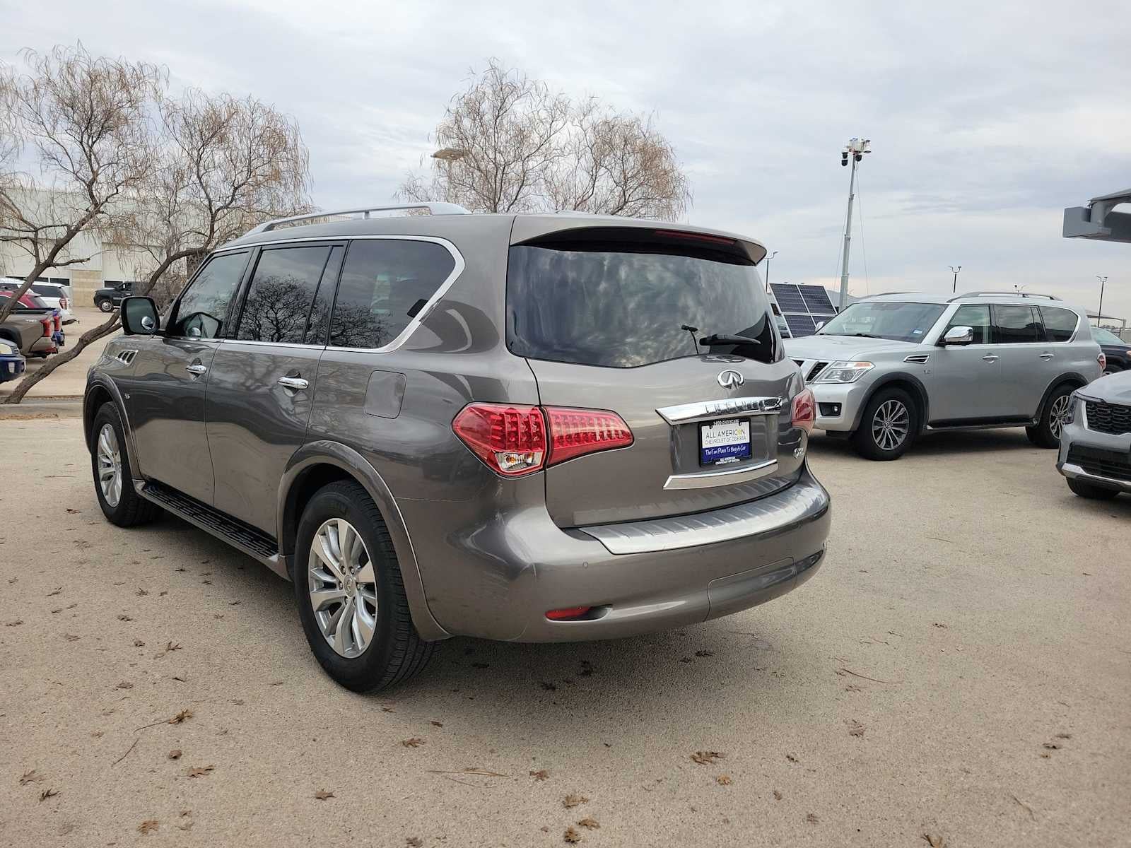 2017 INFINITI QX80 NA